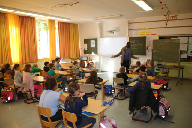 4f2f5e49d31c246a39c8654bdb9d8b49